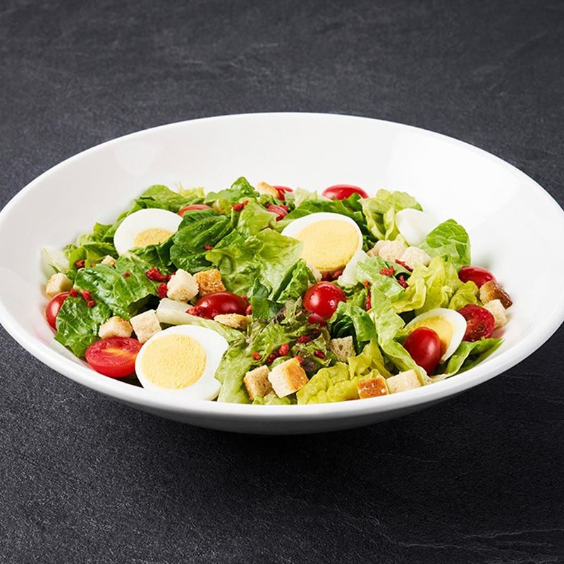 Klassik sezar salatı